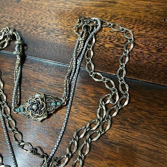 Lucky Brand 3-Strand W/Charms Turquoise Necklace—GORGEOUS! Excellent Cond! - Picture 3 of 15